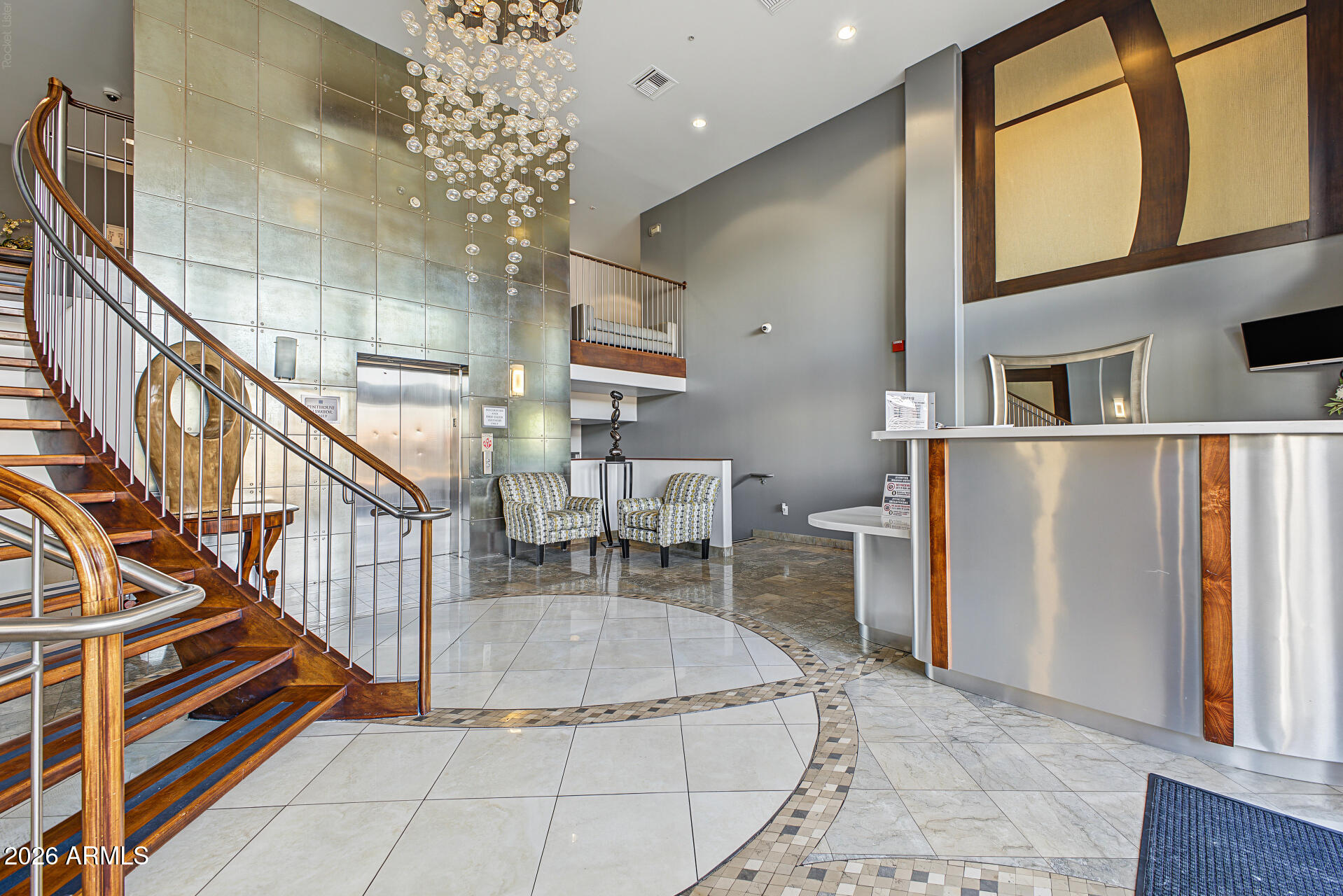 945 E PLAYA DEL NORTE Drive 2007