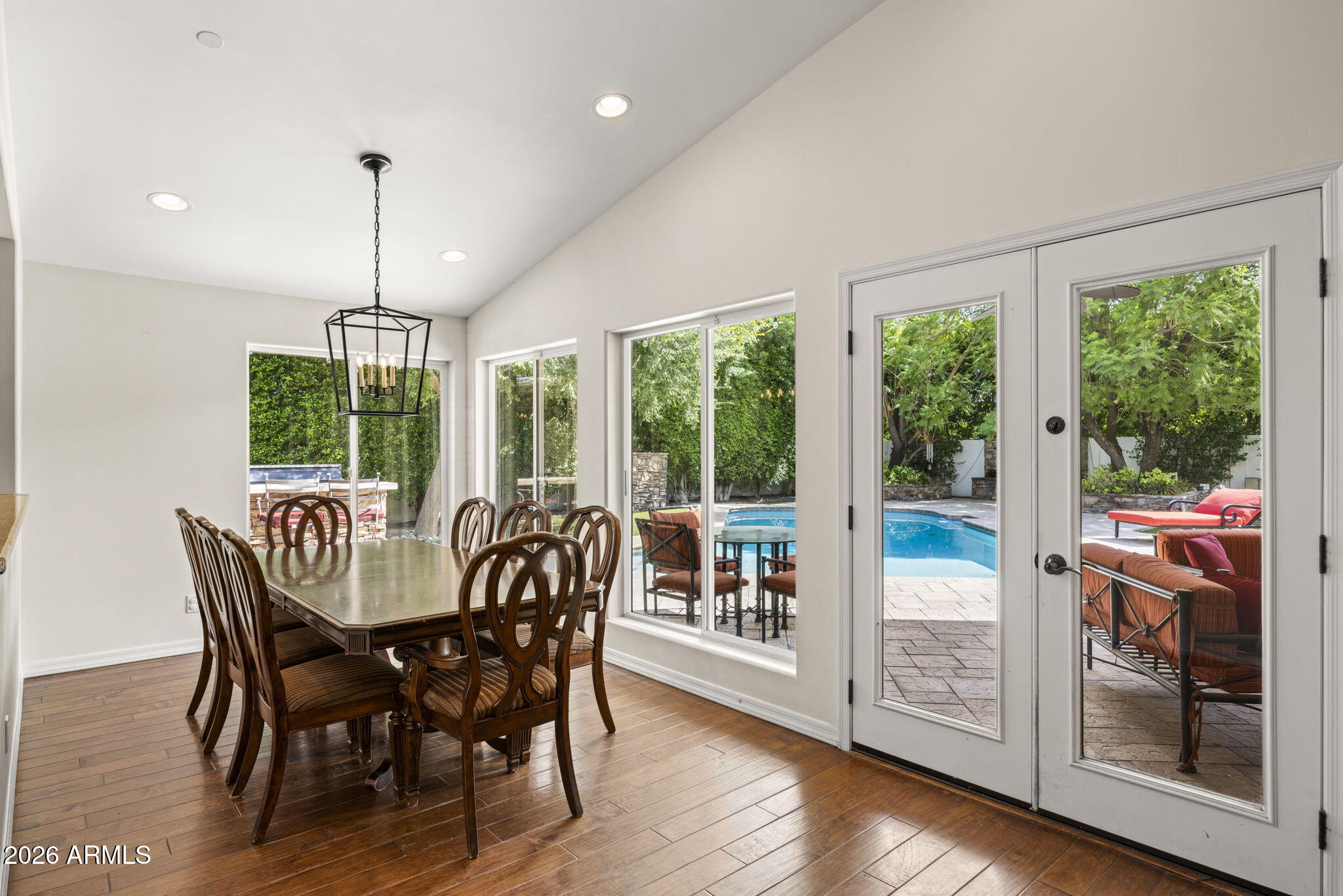 6709 E CALLE REDONDO