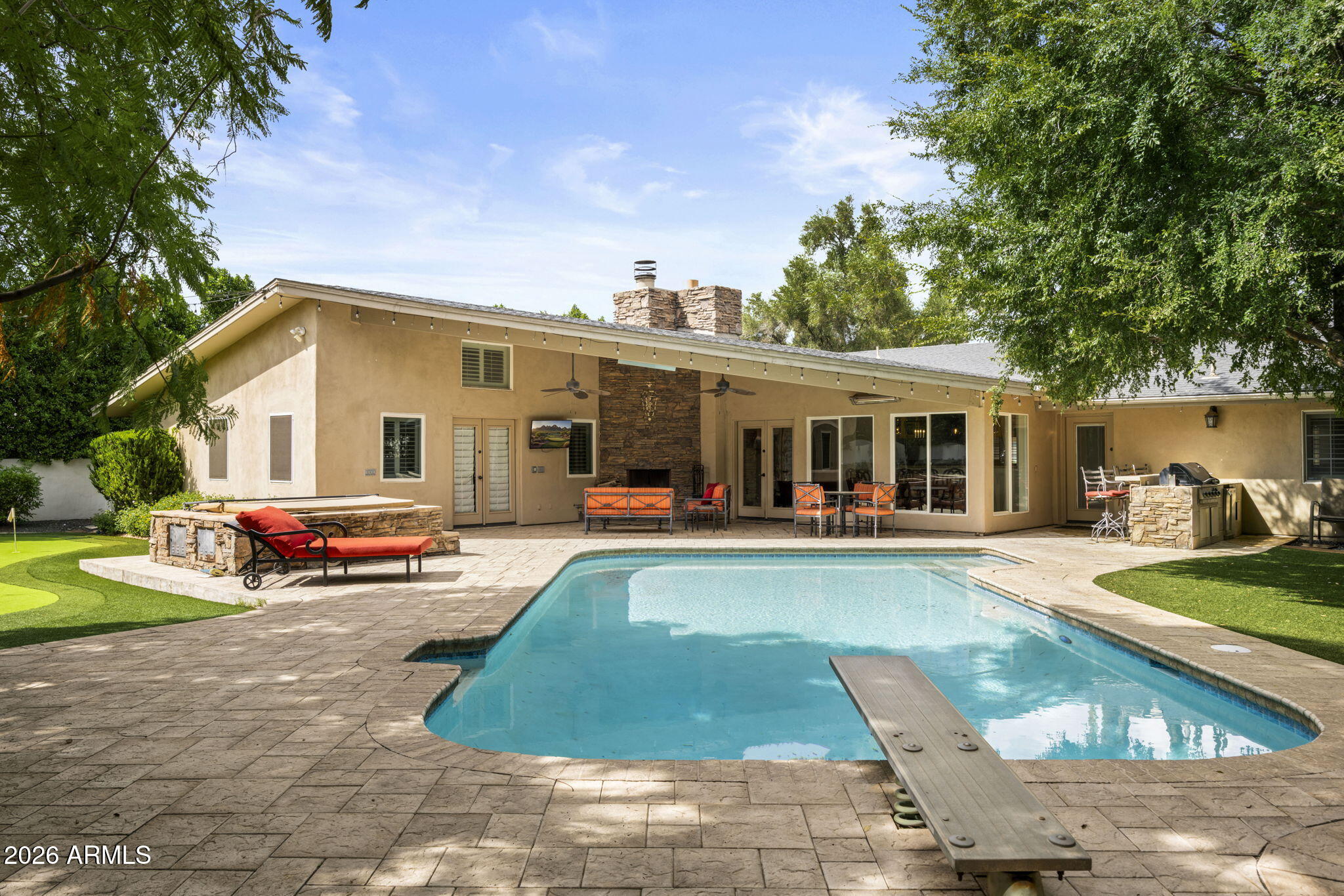6709 E CALLE REDONDO