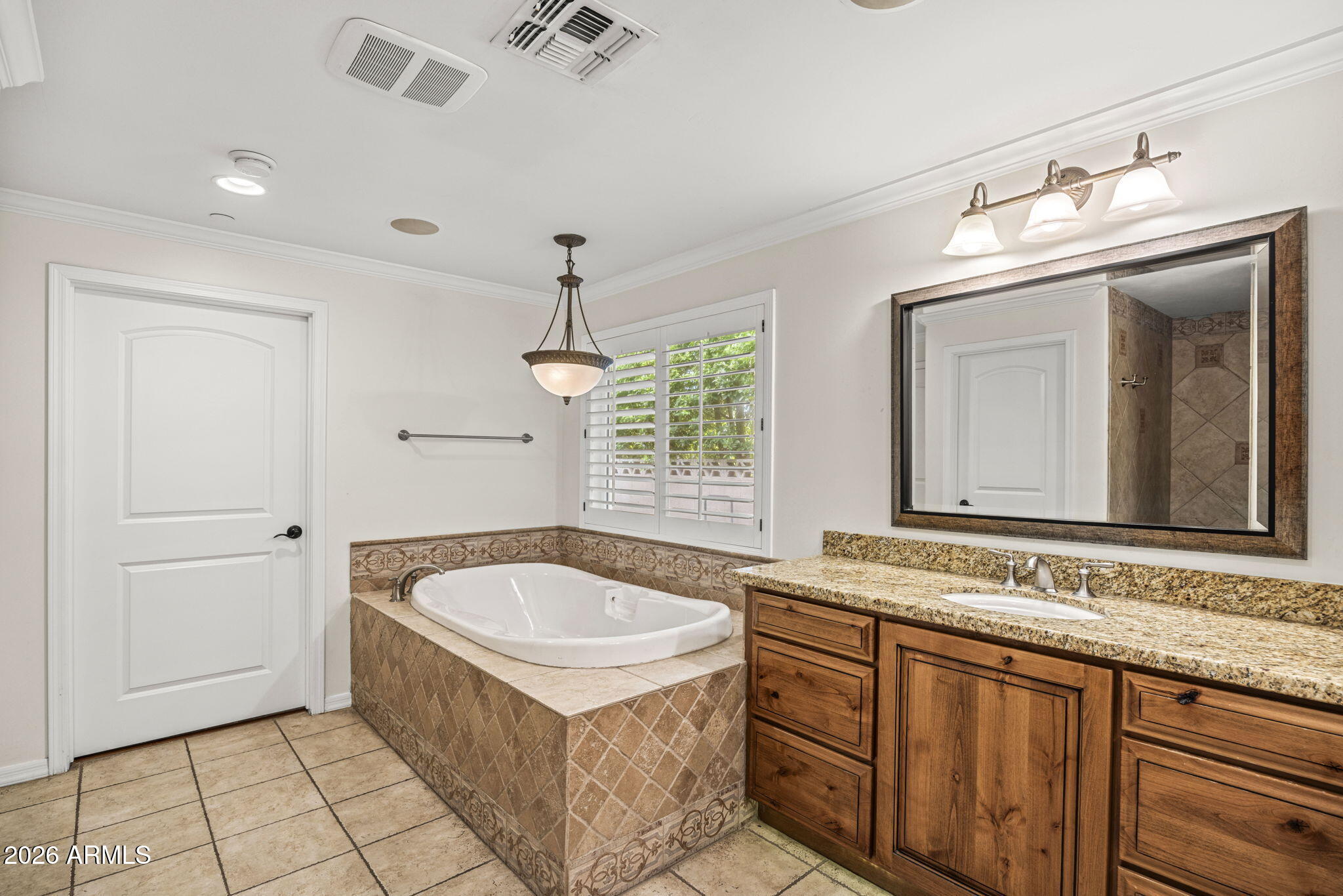6709 E CALLE REDONDO