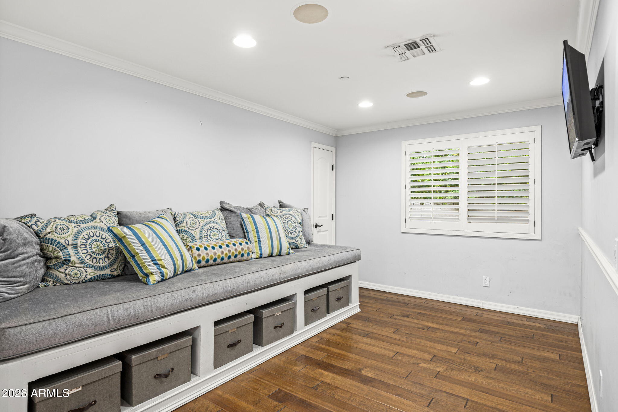 6709 E CALLE REDONDO