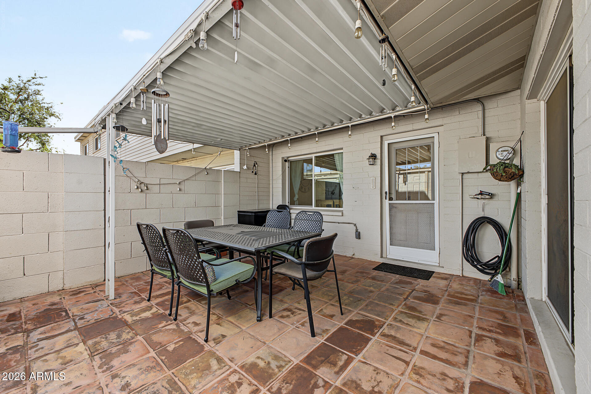 225 N STANDAGE 8