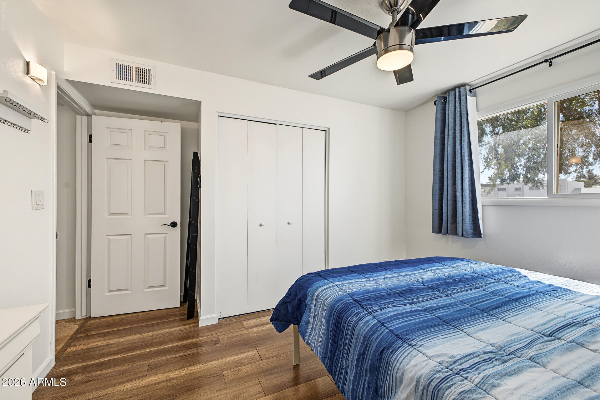 225 N STANDAGE 8