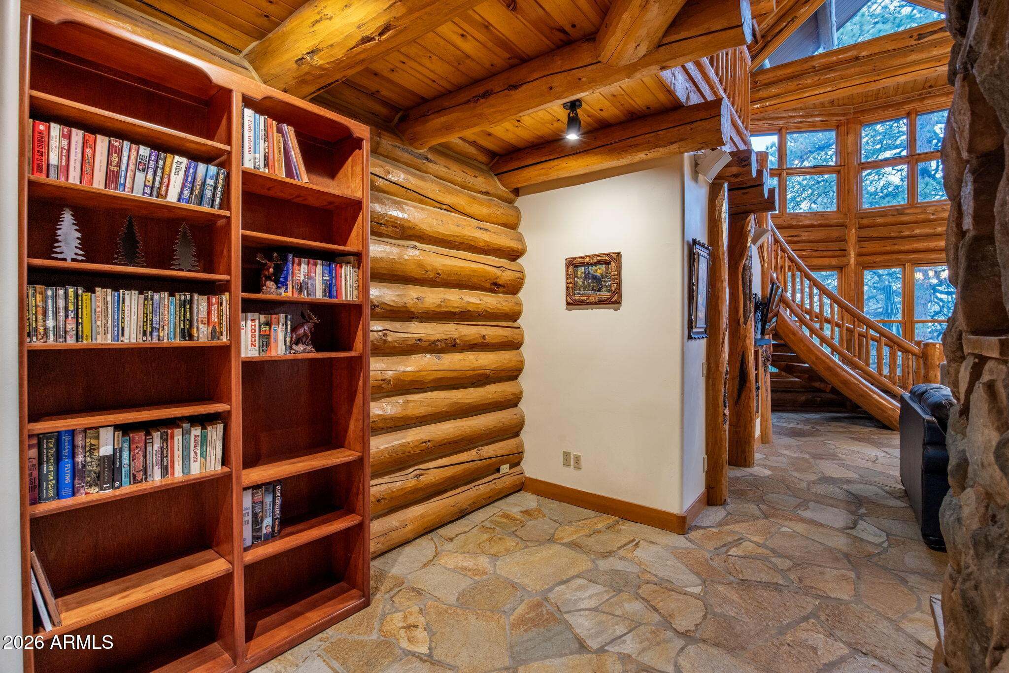 2179 CREEKSIDE Court