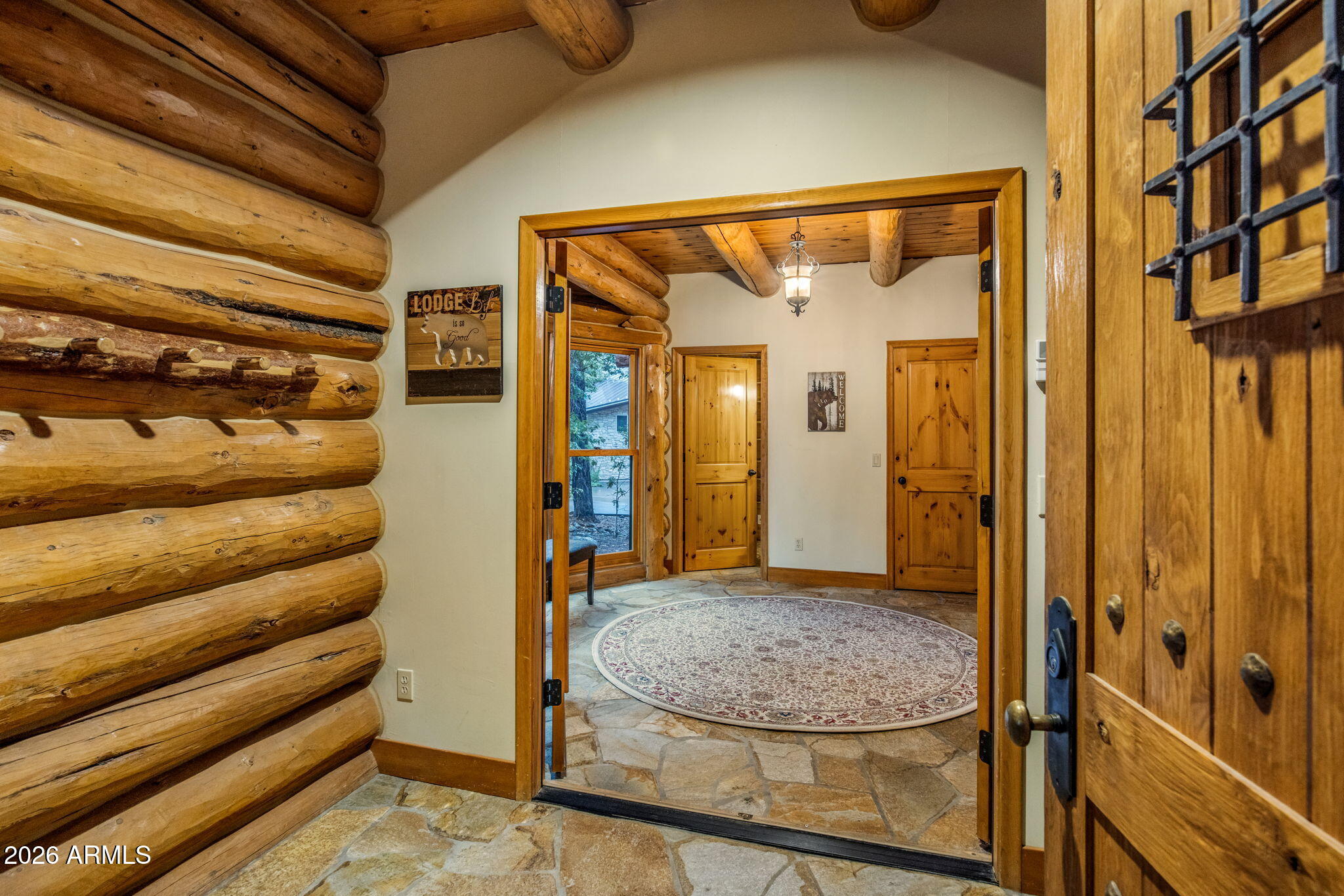 2179 CREEKSIDE Court