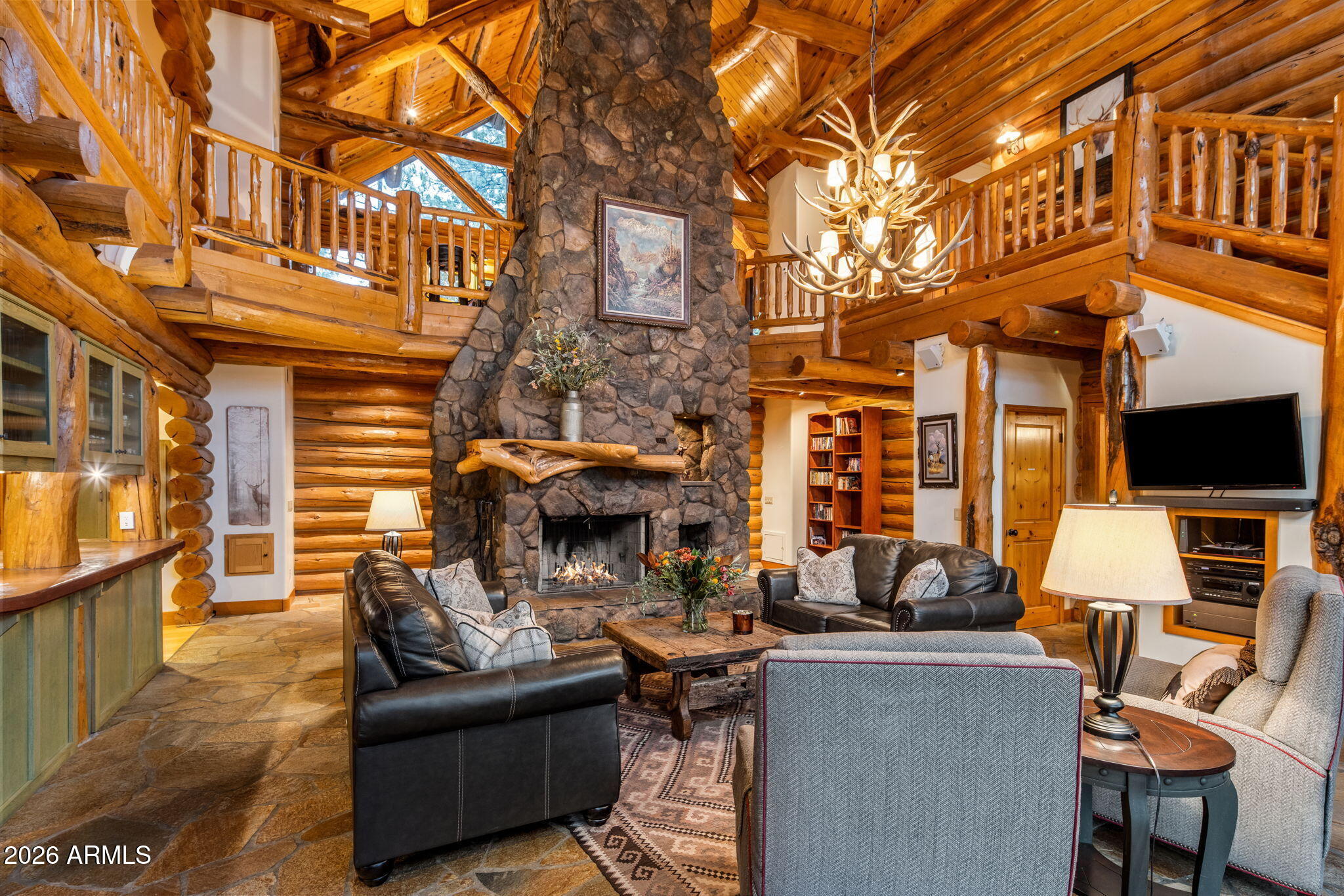 2179 CREEKSIDE Court
