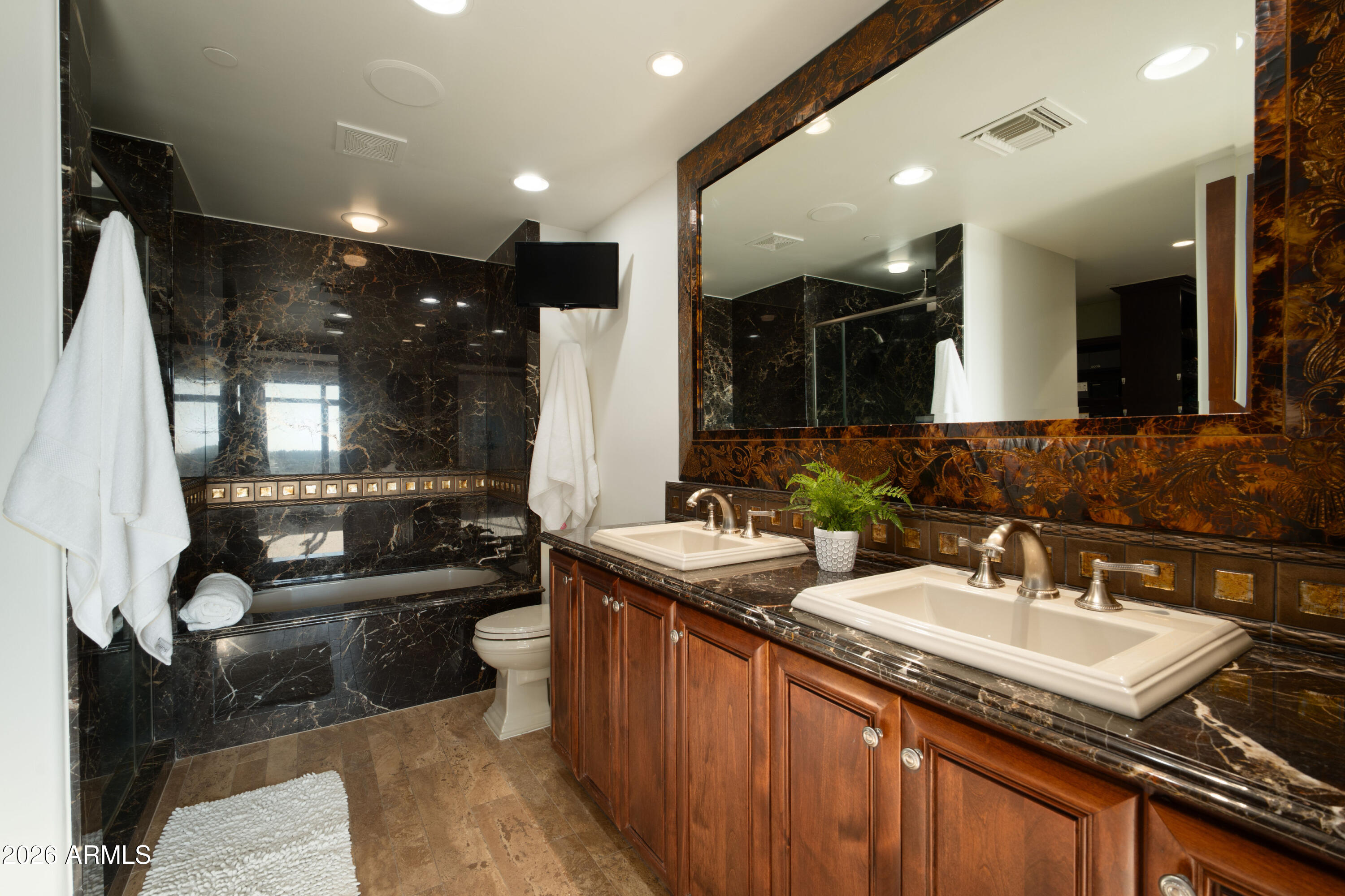 7175 E CAMELBACK Road 1202