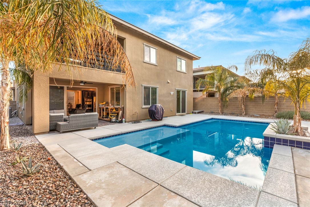 12380 Notch Trail Avenue