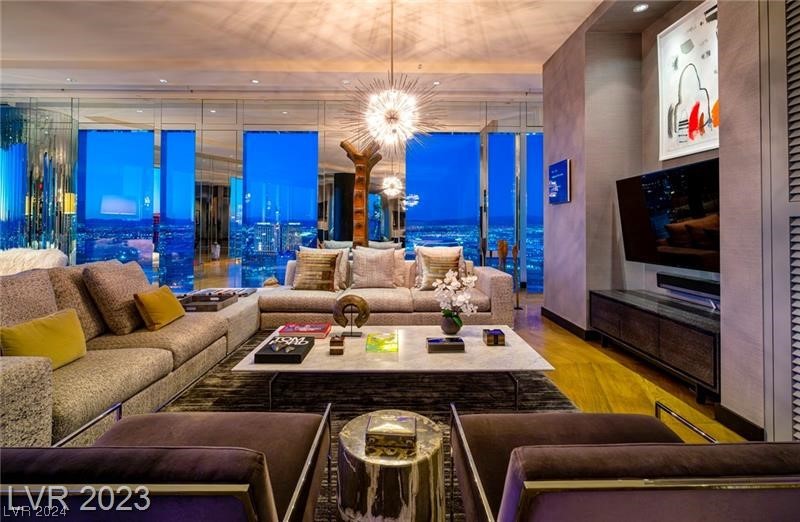 3750 Las Vegas Boulevard 4103