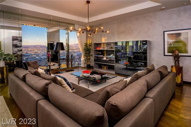 3750 Las Vegas Boulevard 4103