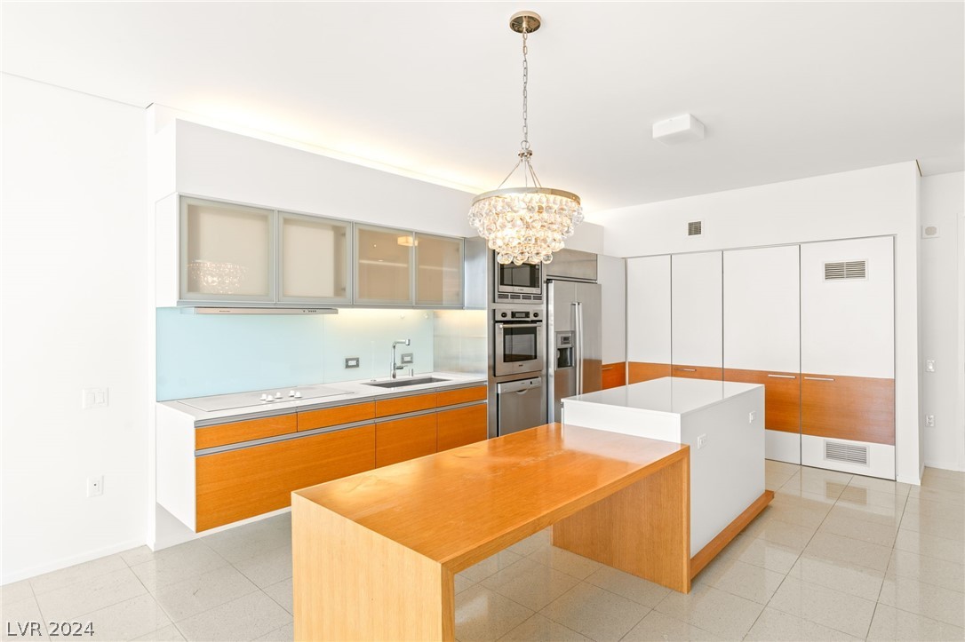 3722 Las Vegas Boulevard 2503