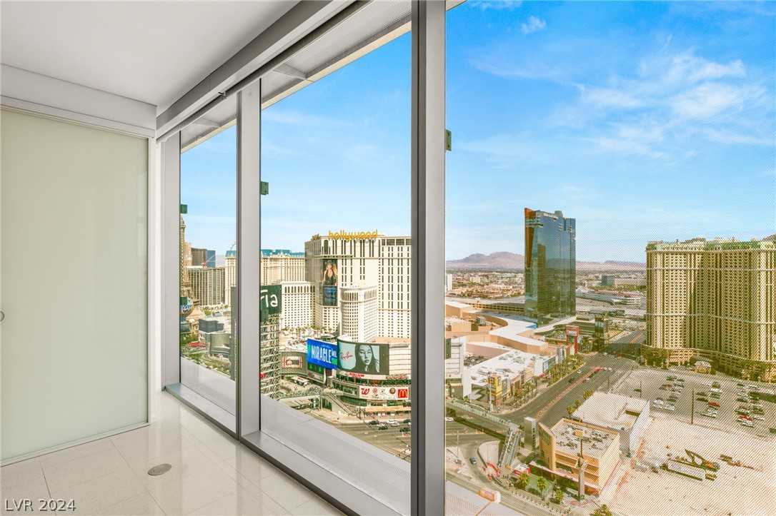 3722 Las Vegas Boulevard 2503