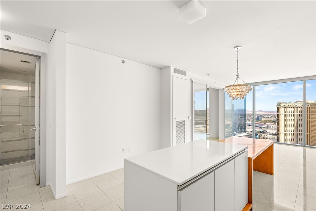 3722 Las Vegas Boulevard 2503
