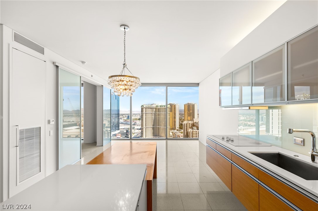 3722 Las Vegas Boulevard 2503