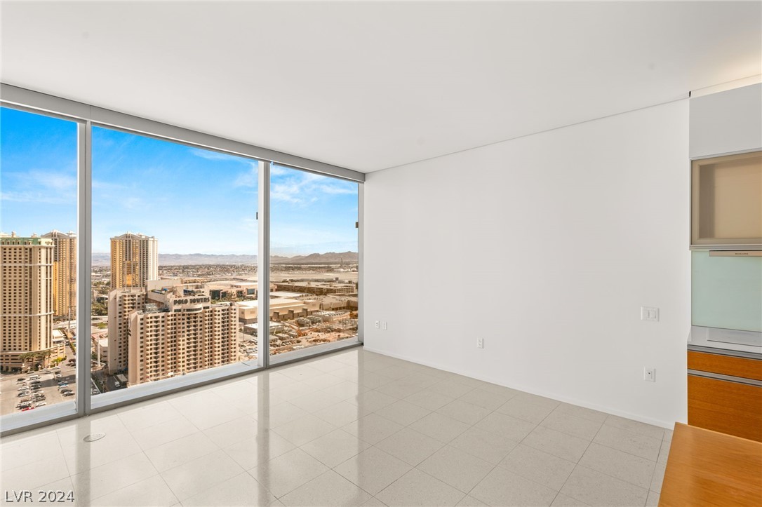 3722 Las Vegas Boulevard 2503