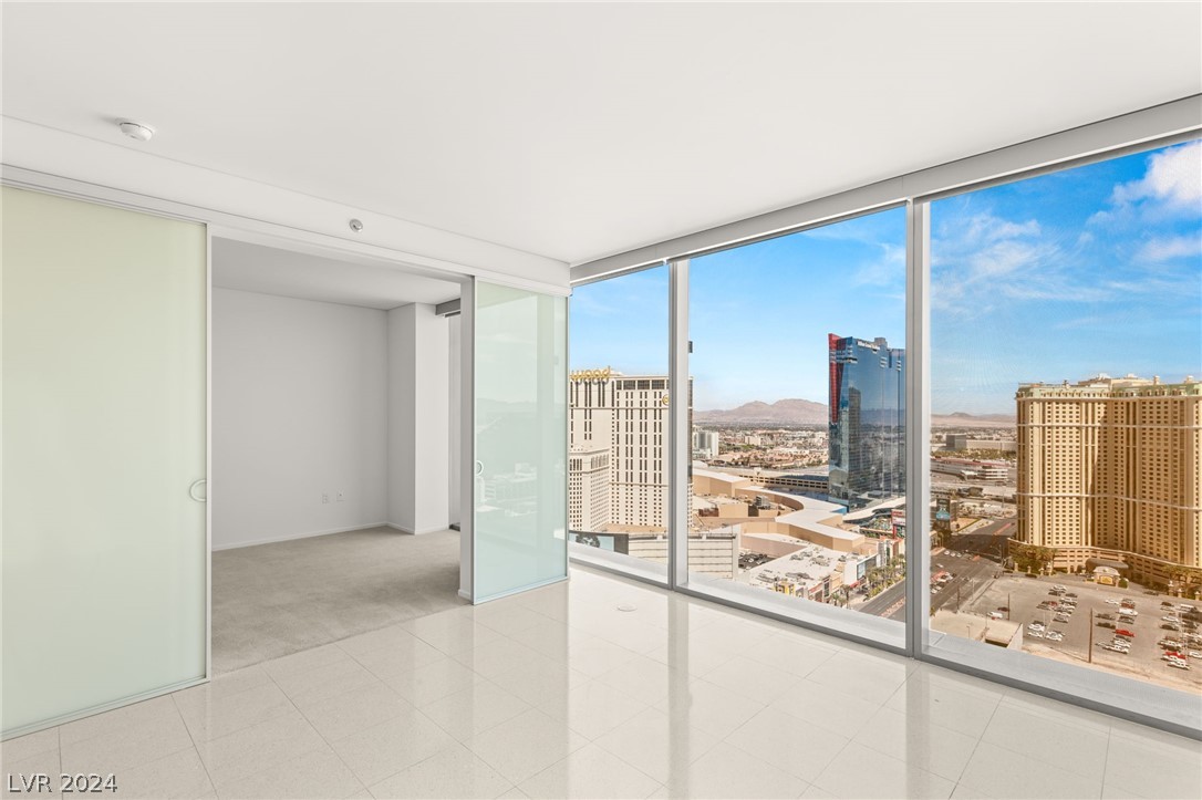 3722 Las Vegas Boulevard 2503
