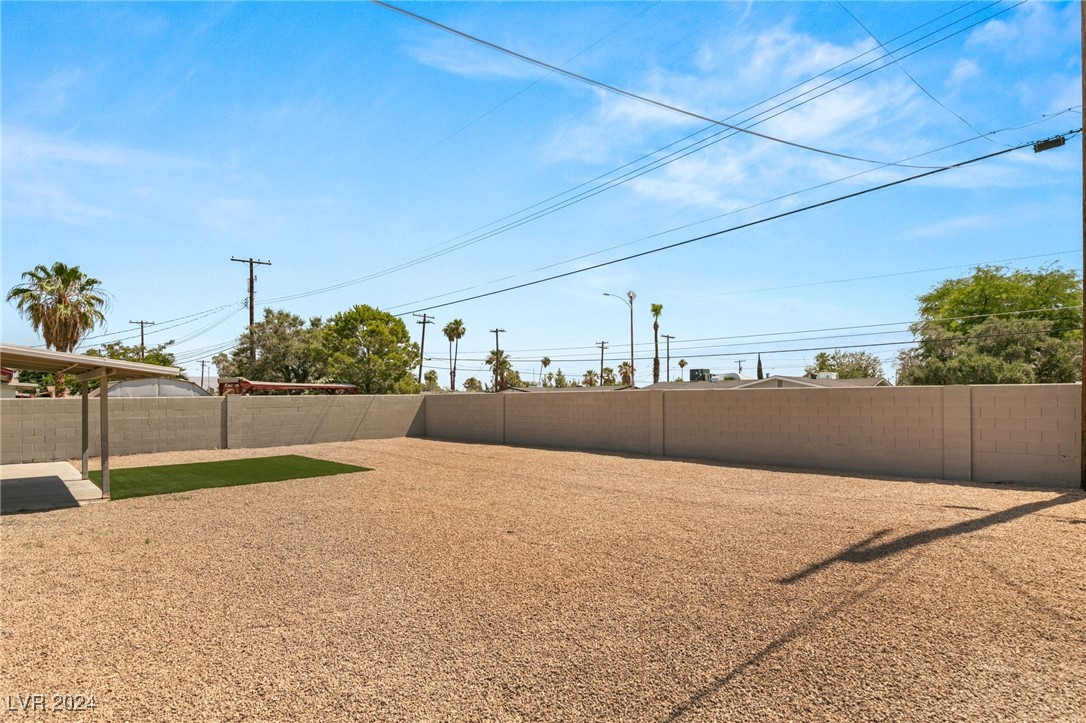 1813 Fontenelle Street