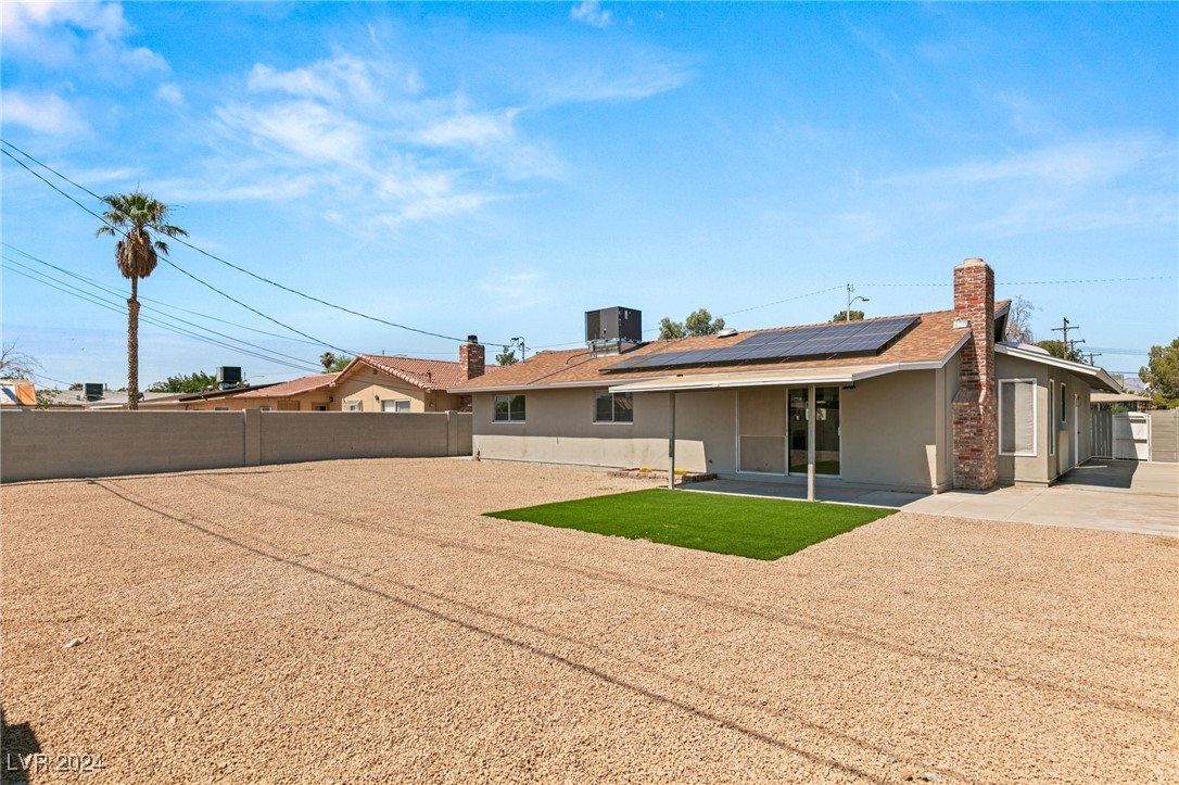 1813 Fontenelle Street