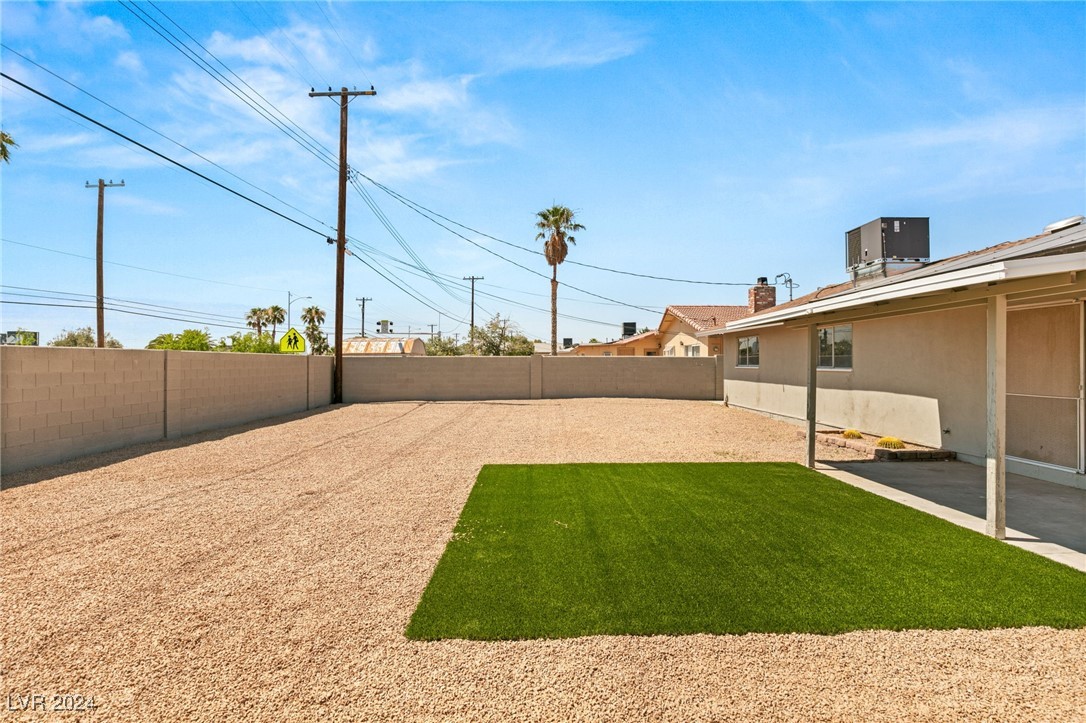 1813 Fontenelle Street