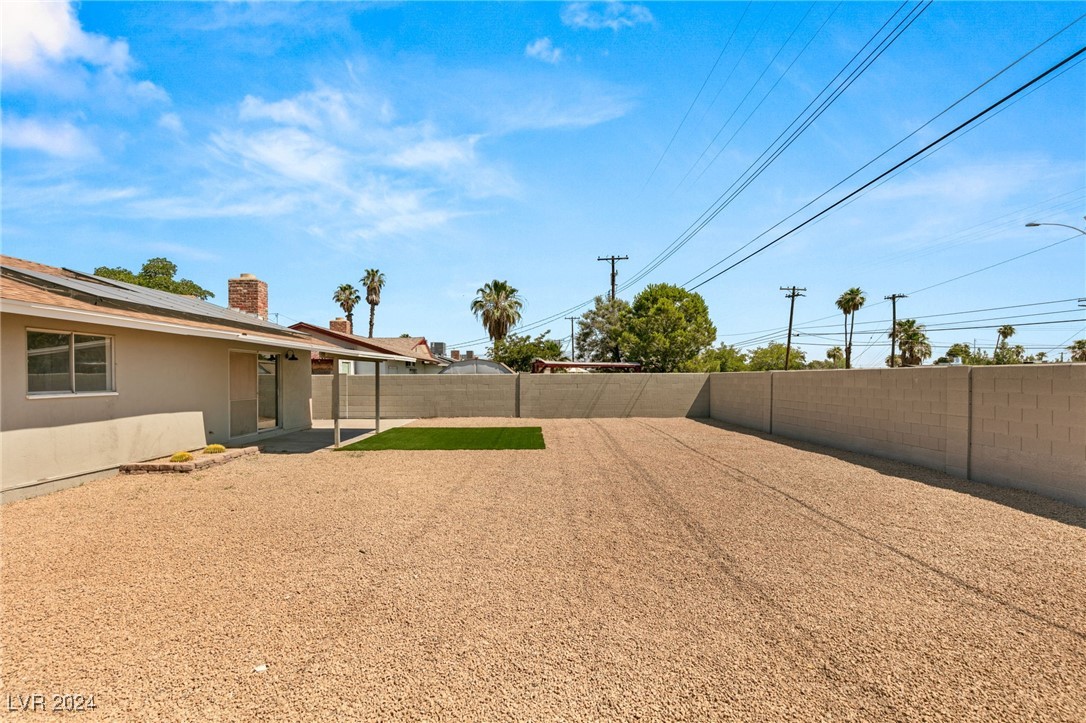 1813 Fontenelle Street