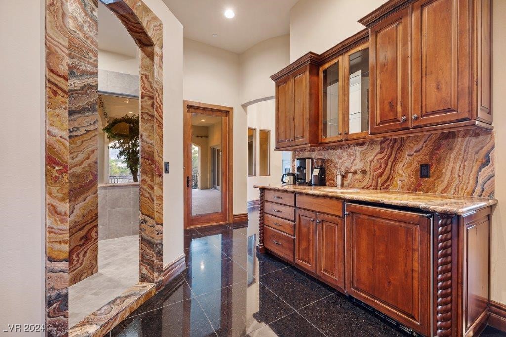 3 Vintage Canyon Street