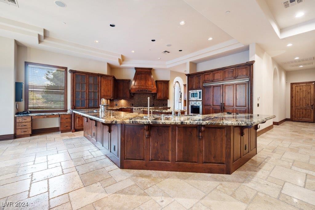 3 Vintage Canyon Street