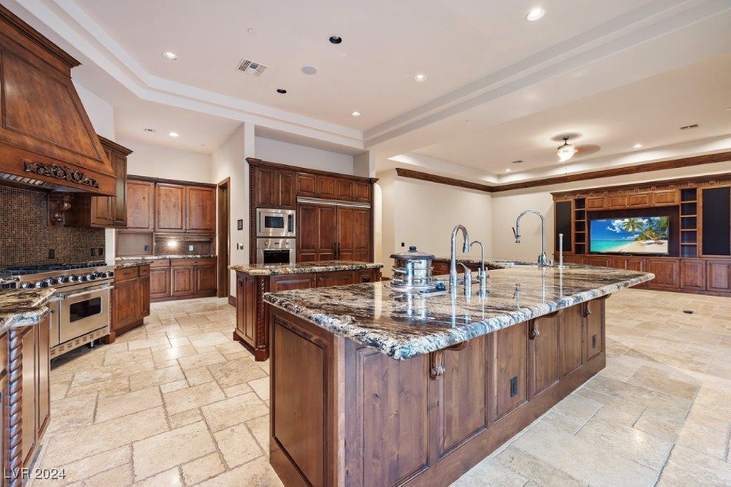 3 Vintage Canyon Street
