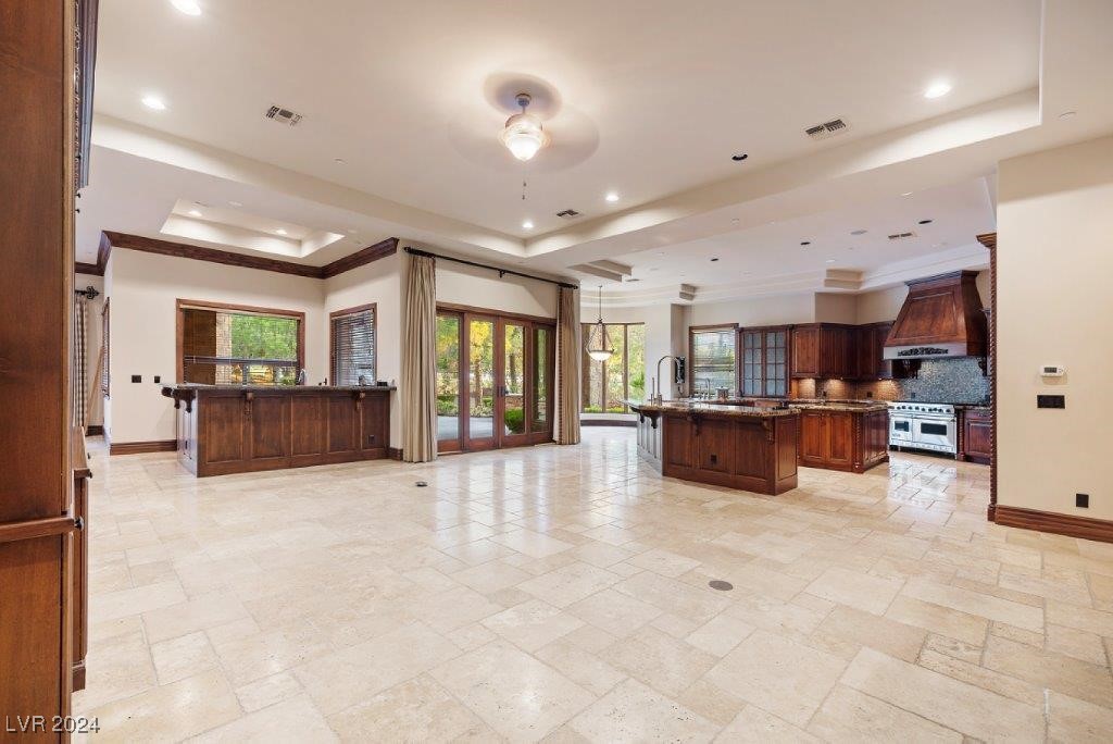 3 Vintage Canyon Street