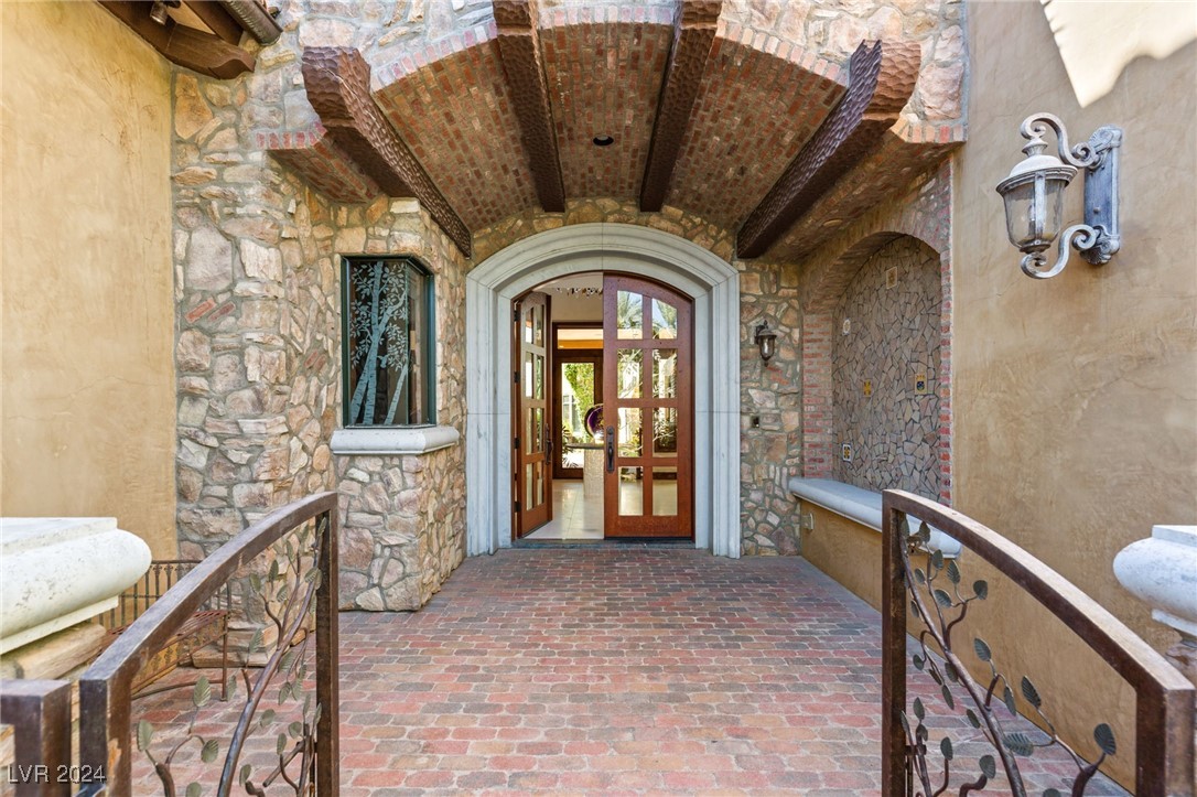 21 Olympia Hills Circle