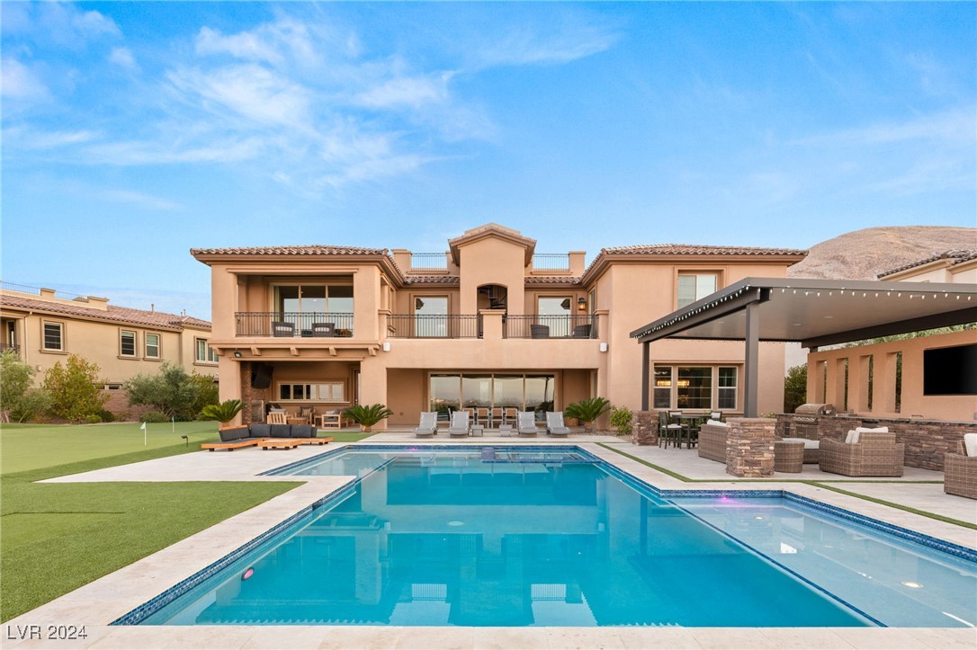 22 Olympia Outlook Drive