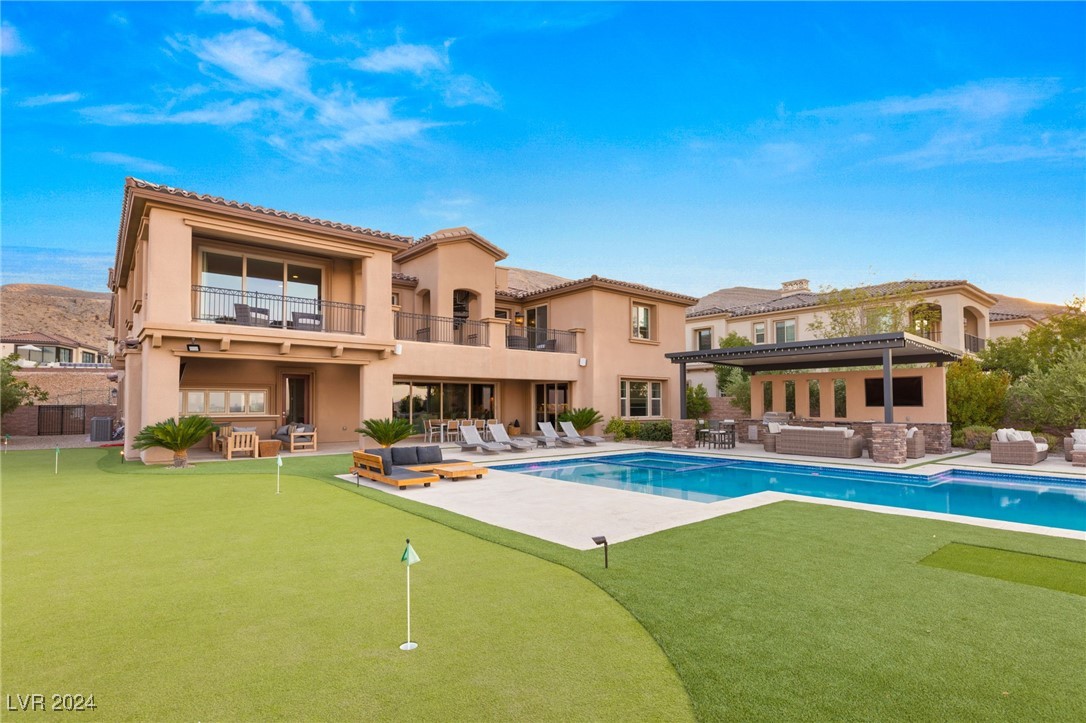 22 Olympia Outlook Drive