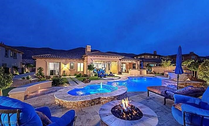 62 Grand Masters Drive