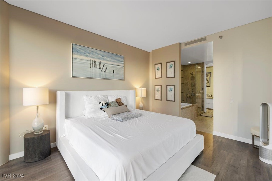 3726 Las Vegas Boulevard 3004