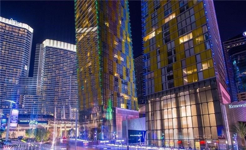 3726 Las Vegas Boulevard 3004