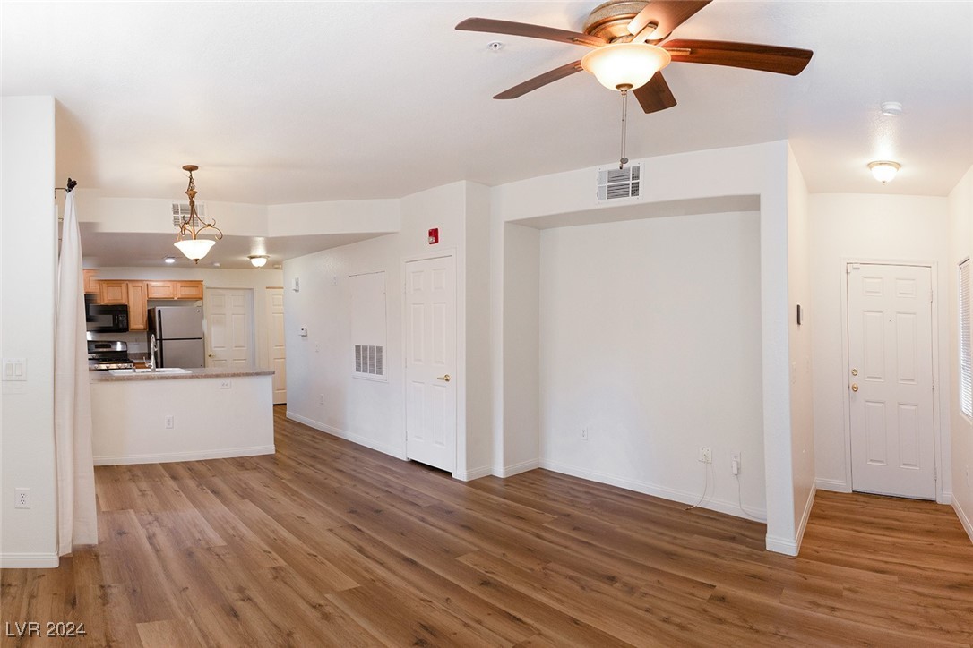3935 Legend Hills Street 101