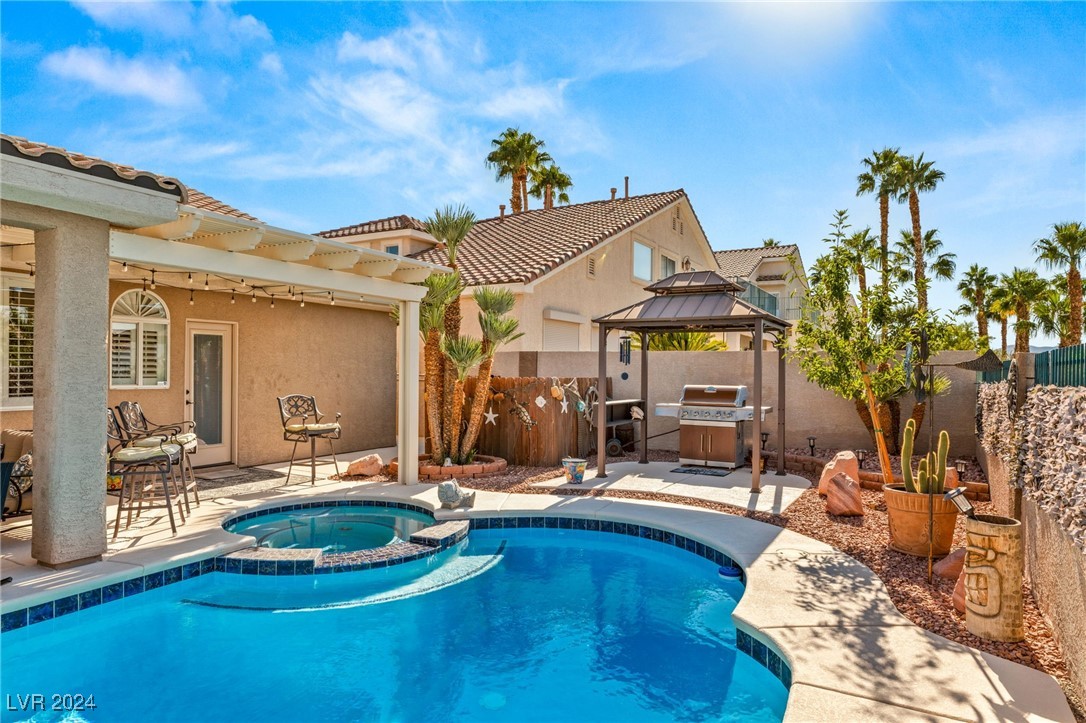 3072 Misty Moon Avenue