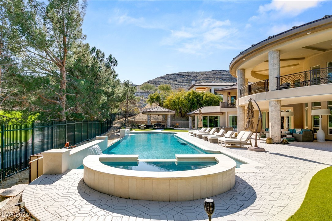 31 Eagles Landing Lane