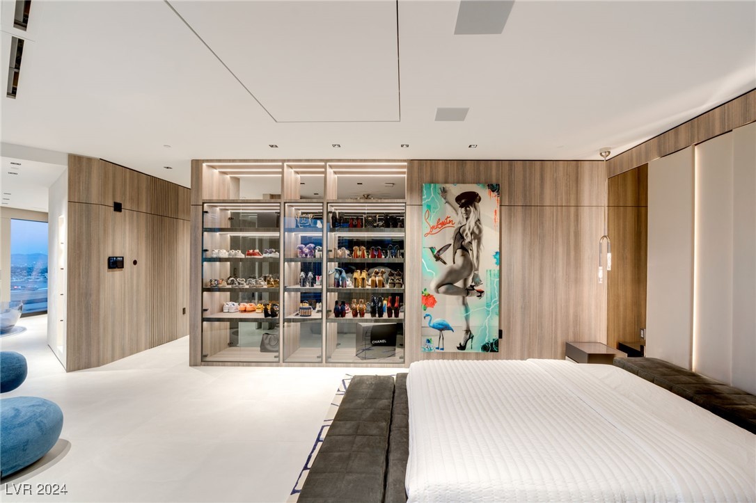 3750 Las Vegas Boulevard 2406