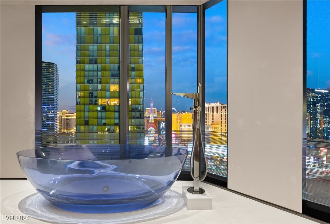 3750 Las Vegas Boulevard 2406