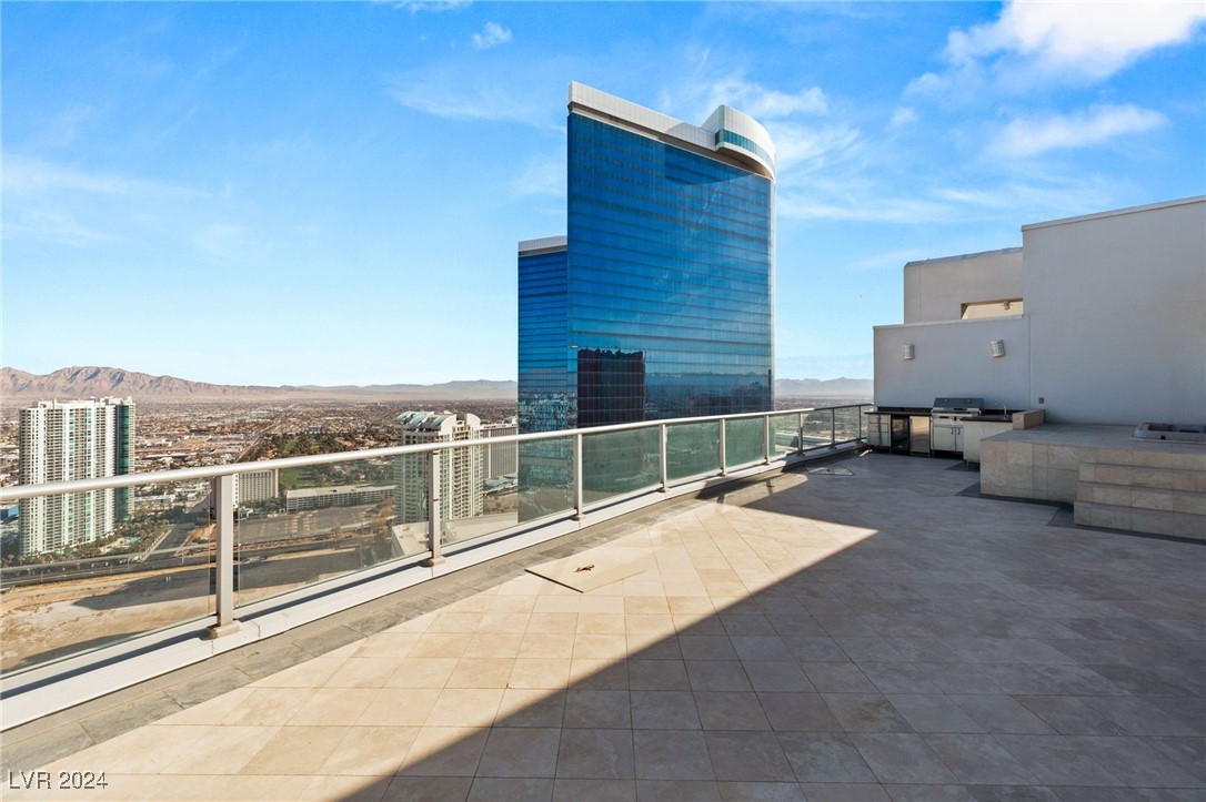 2700 Las Vegas Boulevard 4303