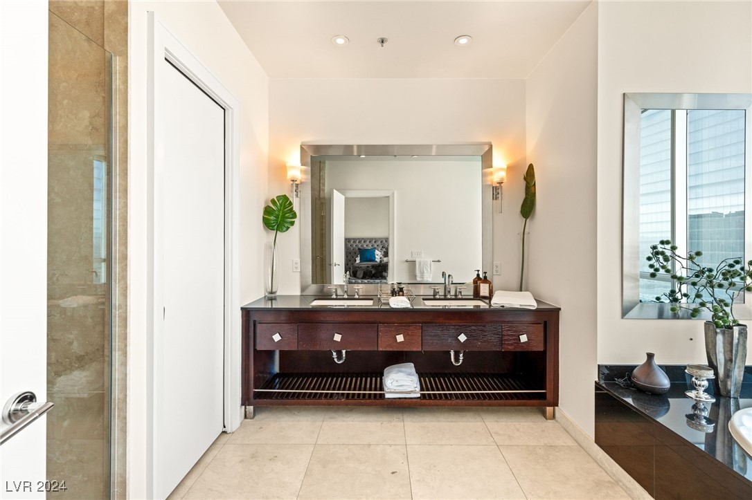 2700 Las Vegas Boulevard 4303