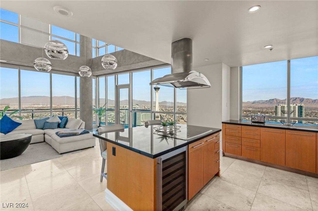 2700 Las Vegas Boulevard 4303