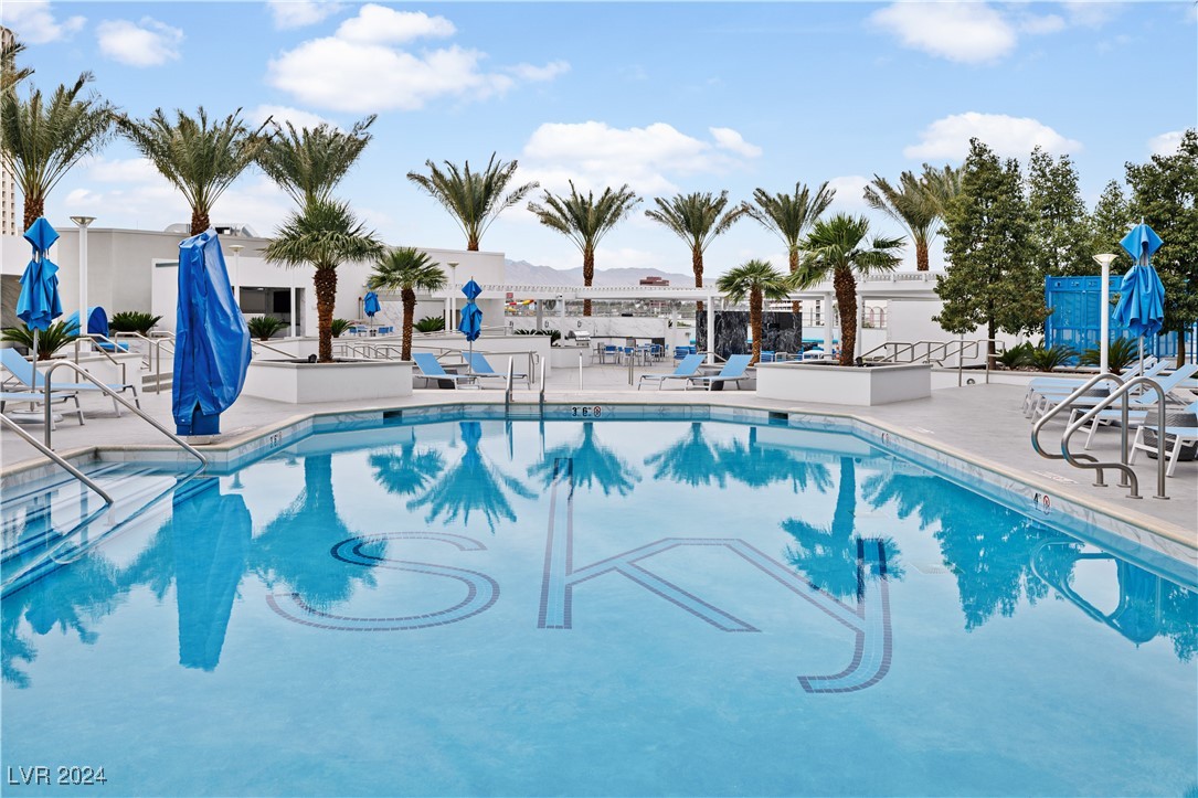 2700 Las Vegas Boulevard 4303