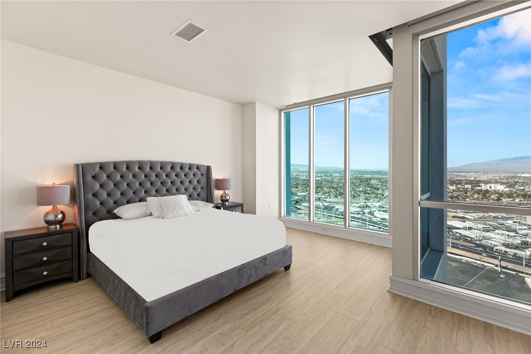 2700 Las Vegas Boulevard 4303