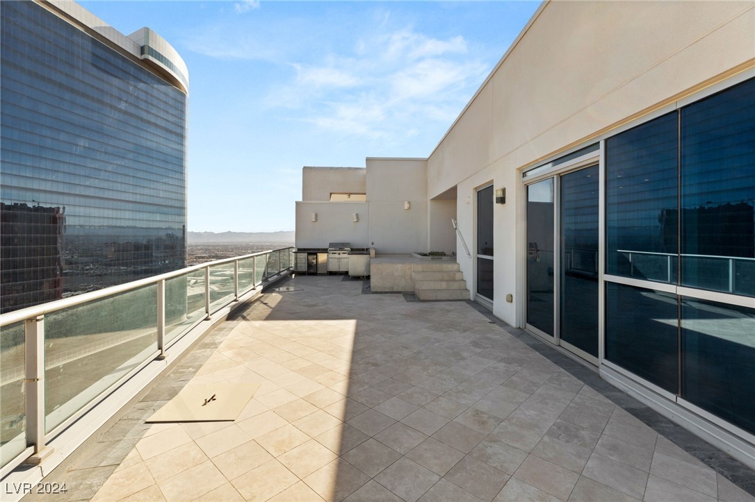 2700 Las Vegas Boulevard 4303