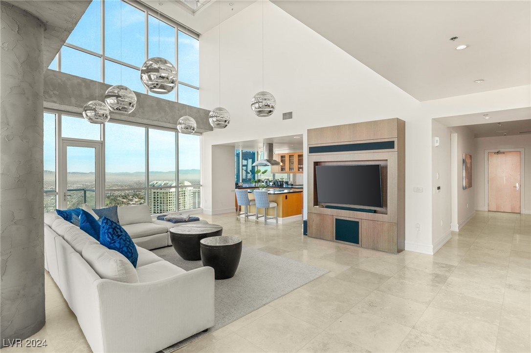 2700 Las Vegas Boulevard 4303