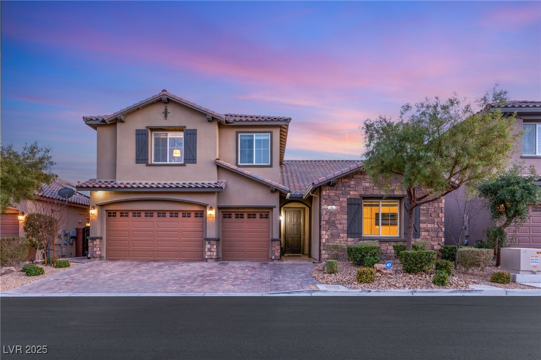 7563 Saguaro Cactus Avenue