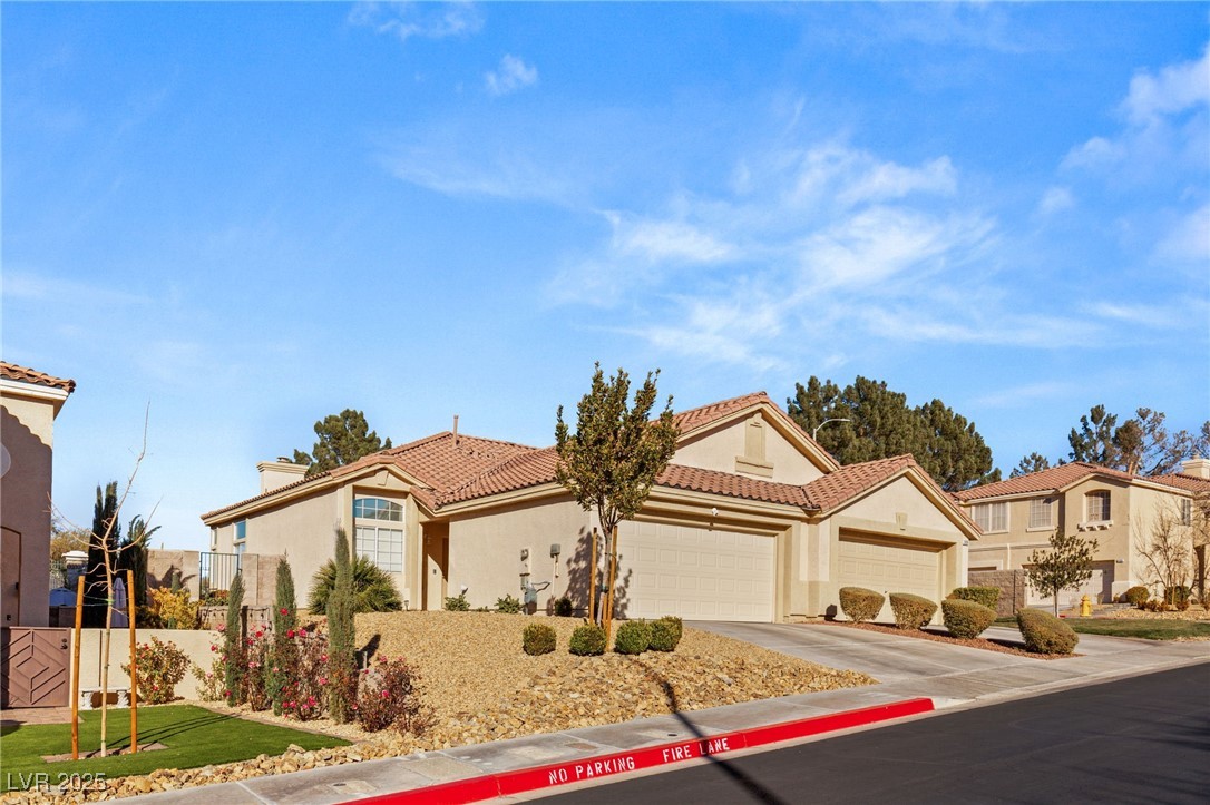 3090 Quail Crest Avenue