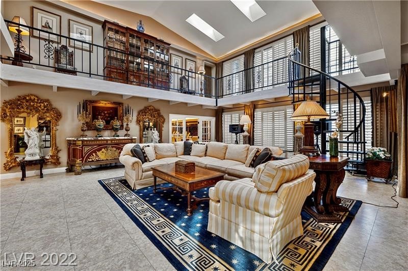 2801 Pinto Lane