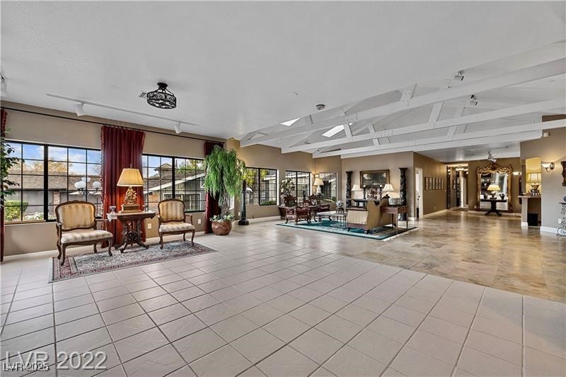 2801 Pinto Lane